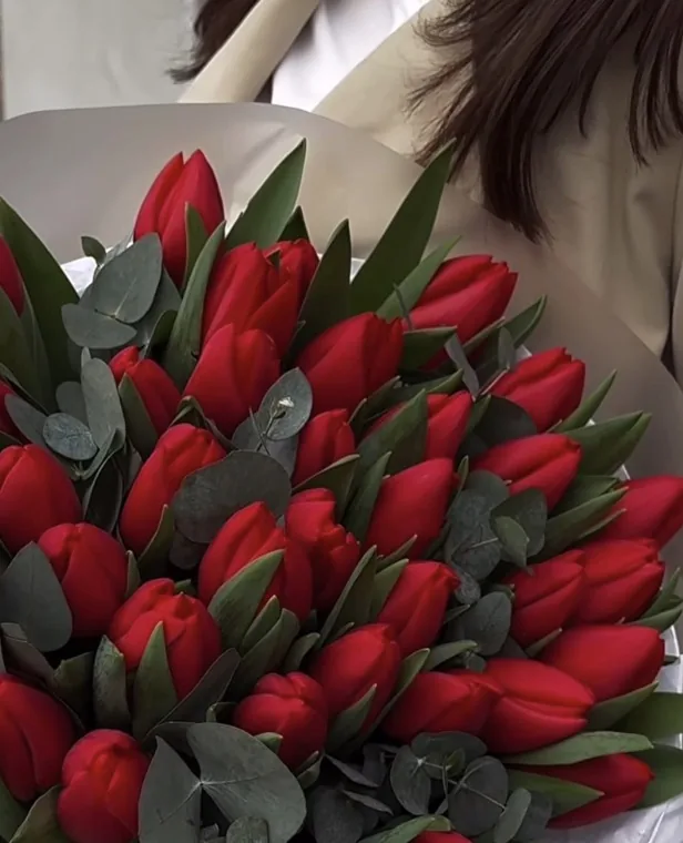 Aranjament floral pentru masa si receptie